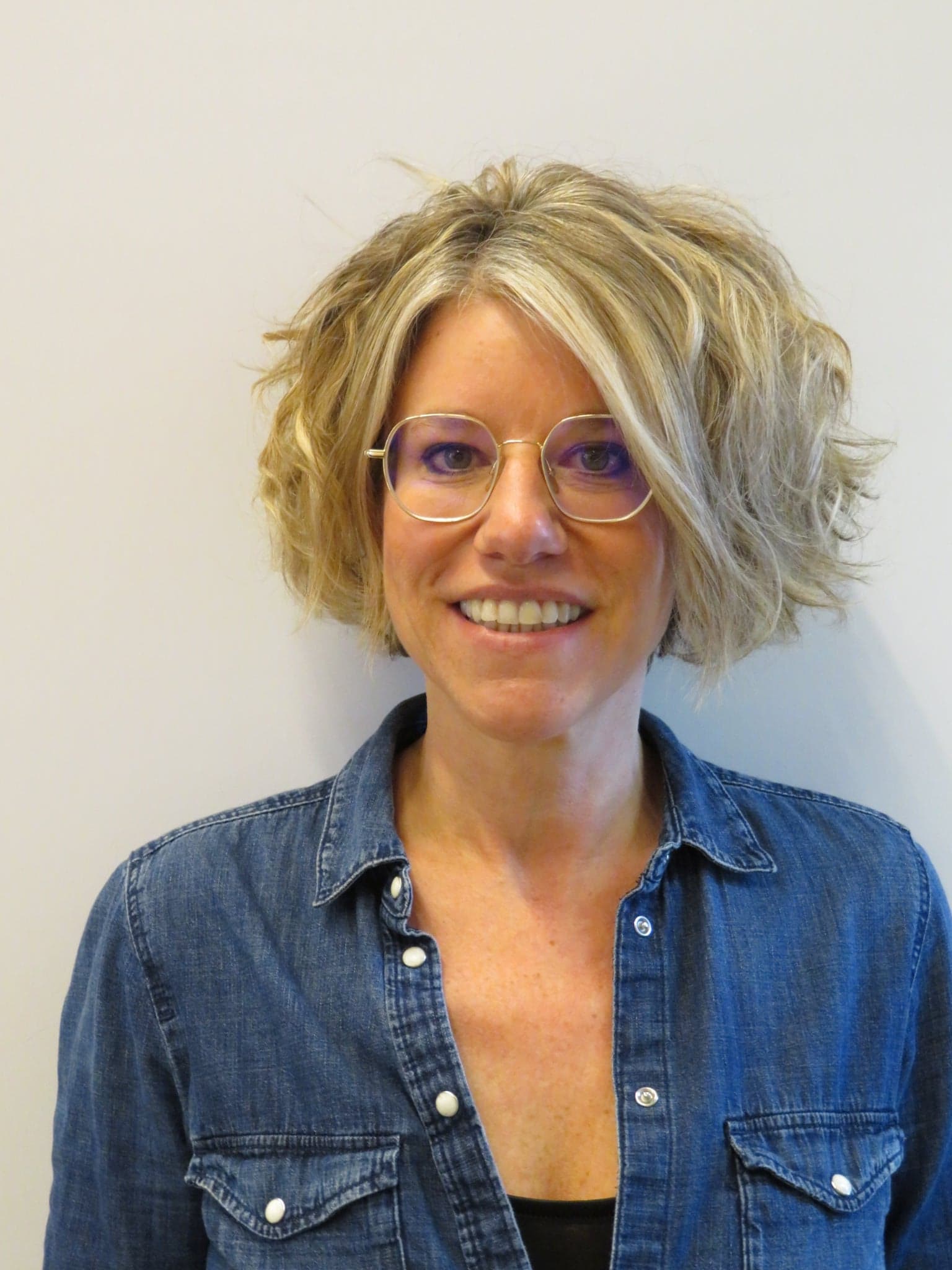Mme Stéfanie